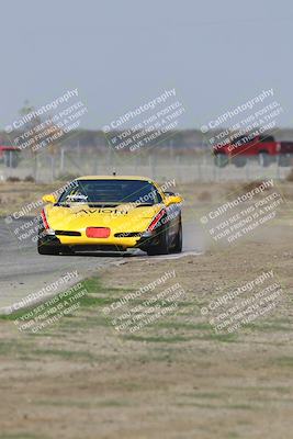 media/Oct-25-2025-CalClub SCCA (Sat) [[34c778dfbe]]/Group 3/Qualifying/